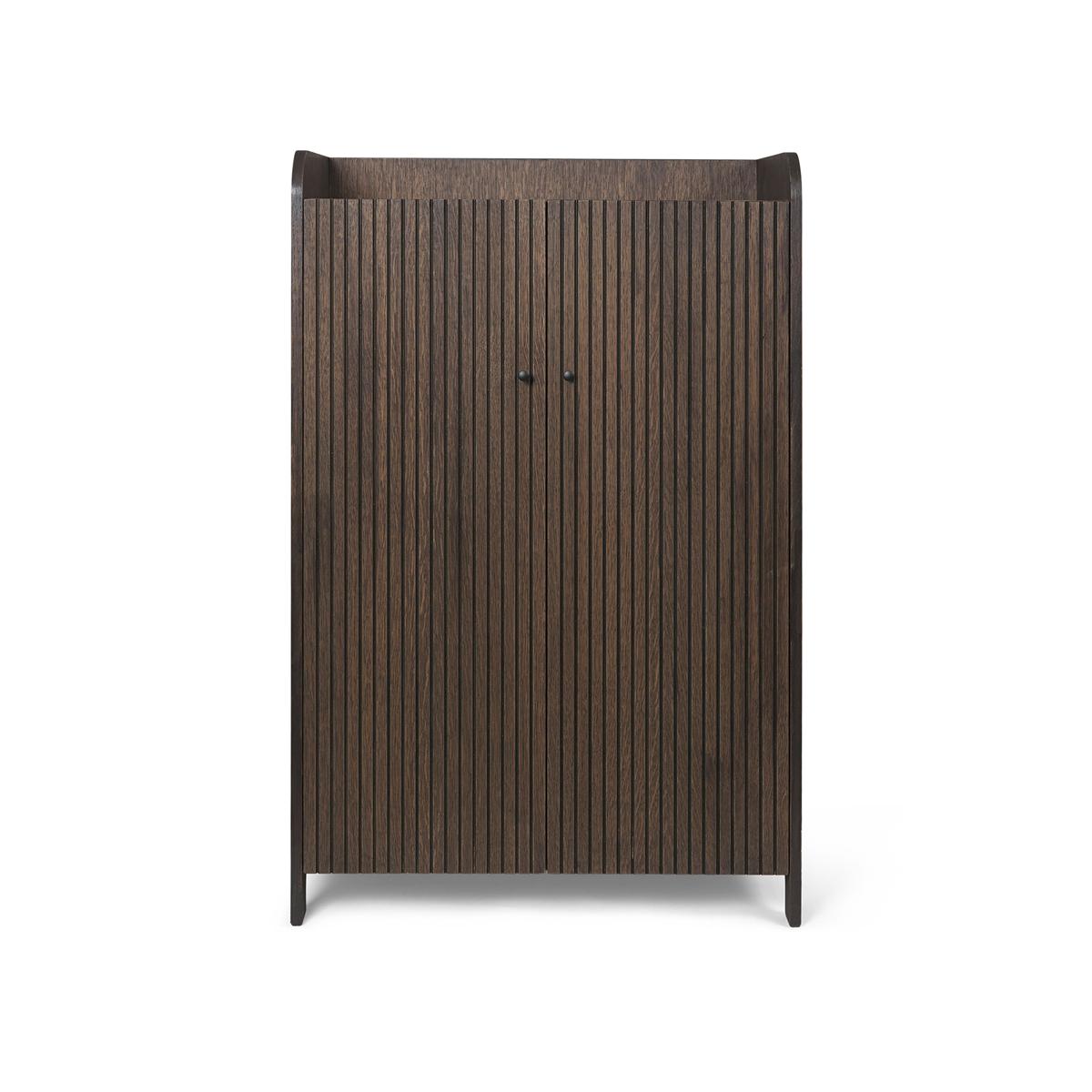 Ferm Living - Sill Cupboard Low - Dark Stained Oak - Skåp och vitrinskåp - Brun - Trä
