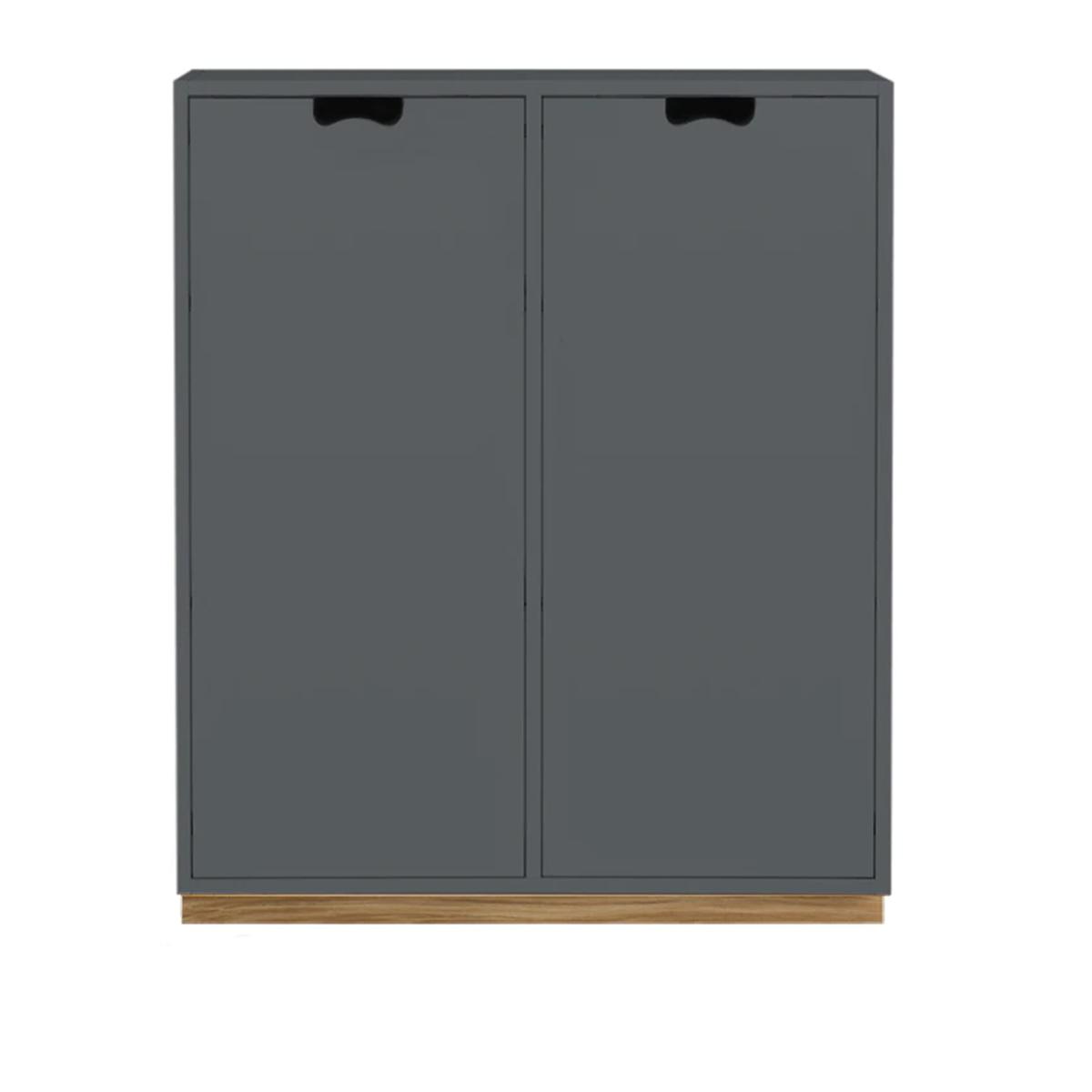 Asplund - Snow Cabinet E D42 Covered Doors - Storm Grey, Ek Sockel - Skåp och vitrinskåp -  Thomas Sandell & Jonas Bohlin - Grå - Trä