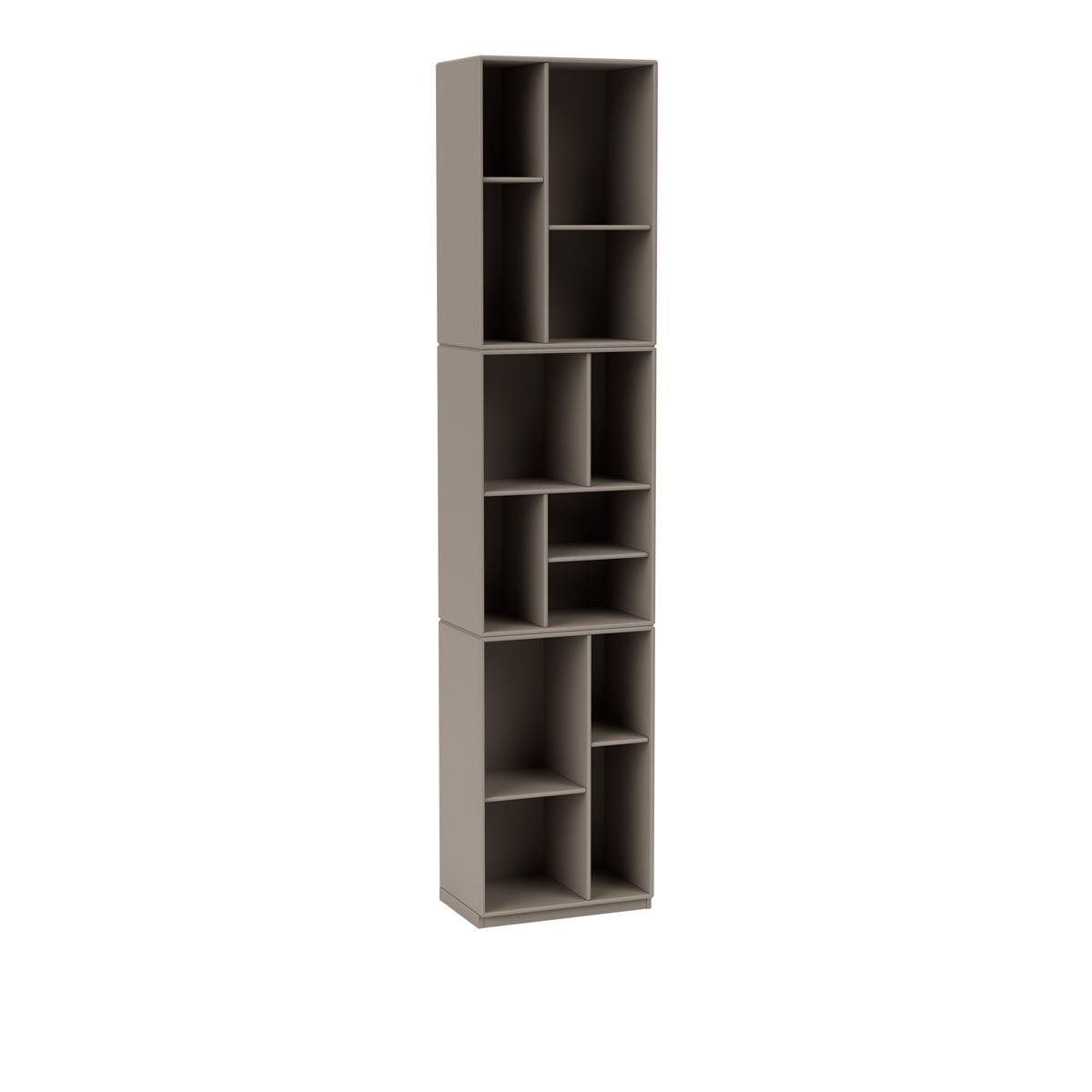 Montana - Loom Slim Bookcase 141-Truffle 06 Plinth 3 cm - Hyllor - Peter J. Lassen - Beige - Trä