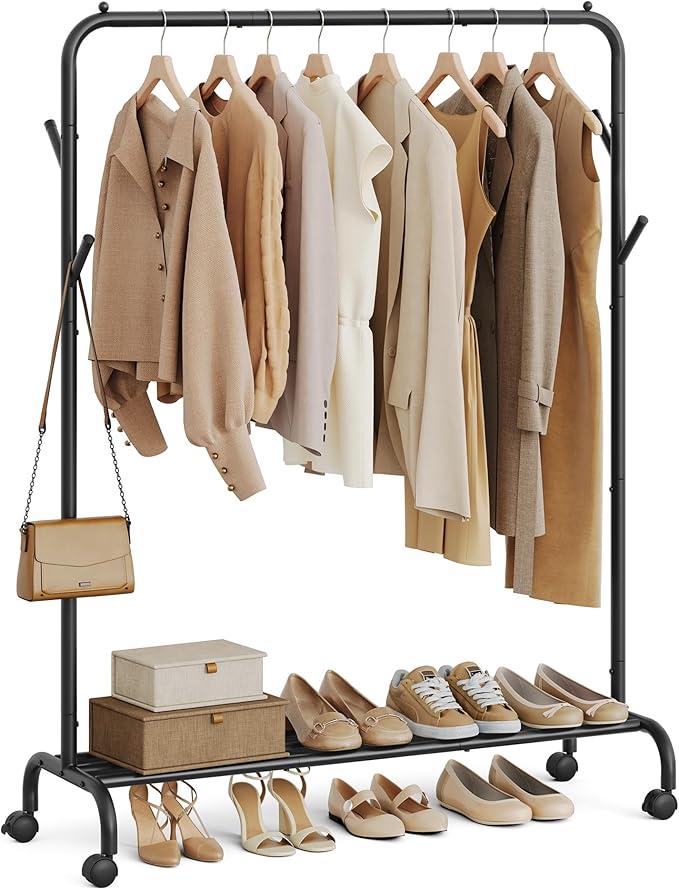 SONGMICS klädställning, klädställ, enkel klädhängstång, kraftig metallram, med hjul och hyllplan, 50 kg total maxbelastning, 103,5 cm bred, klädförvaring, bläcksvart HSR131B01
